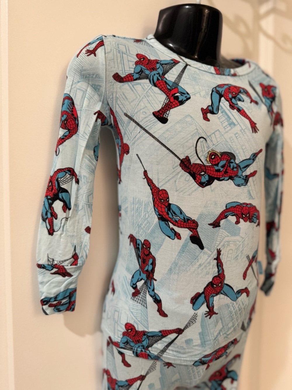 Posh Peanut Marvel Spider-Man Kids Bamboo Pajama Set - Picture 3 of 8